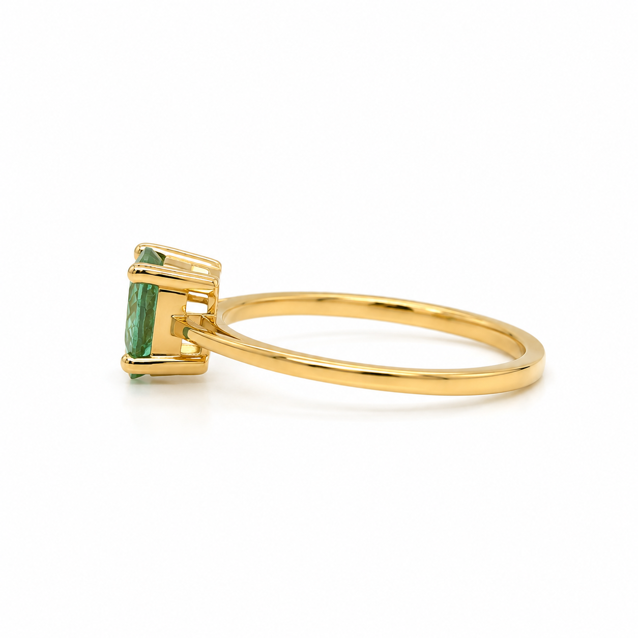 Edelsteinring 585 Gelbgold mit tropfenförmigem Turmalin