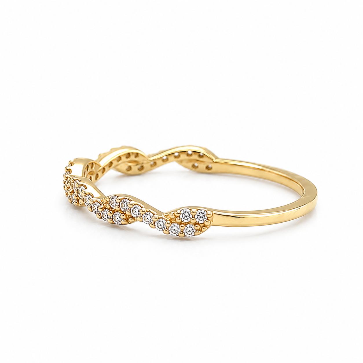 Feiner Schmuckring aus 585 Gelbgold mit Wellenform