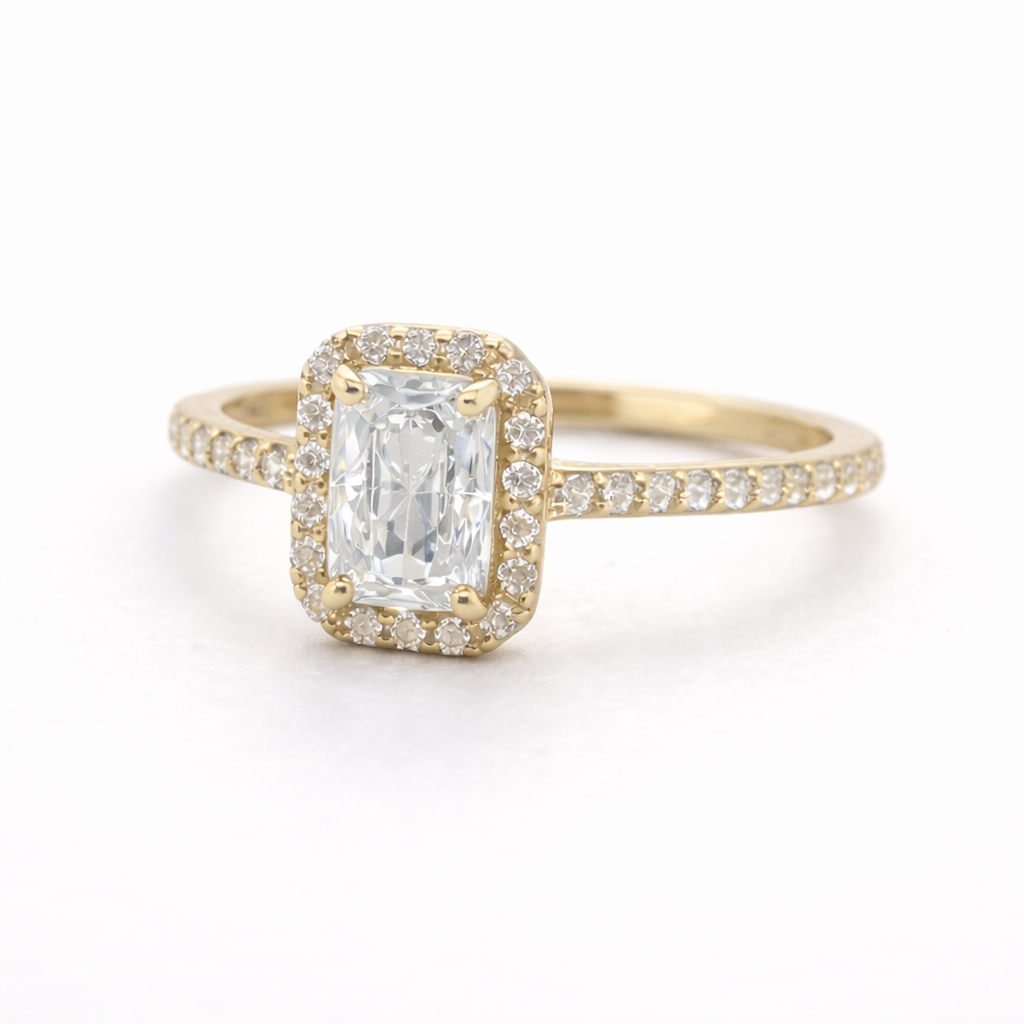 Ring 585 Gelbgold mit Zirkonia – Rechteckiger Stein mit Halo