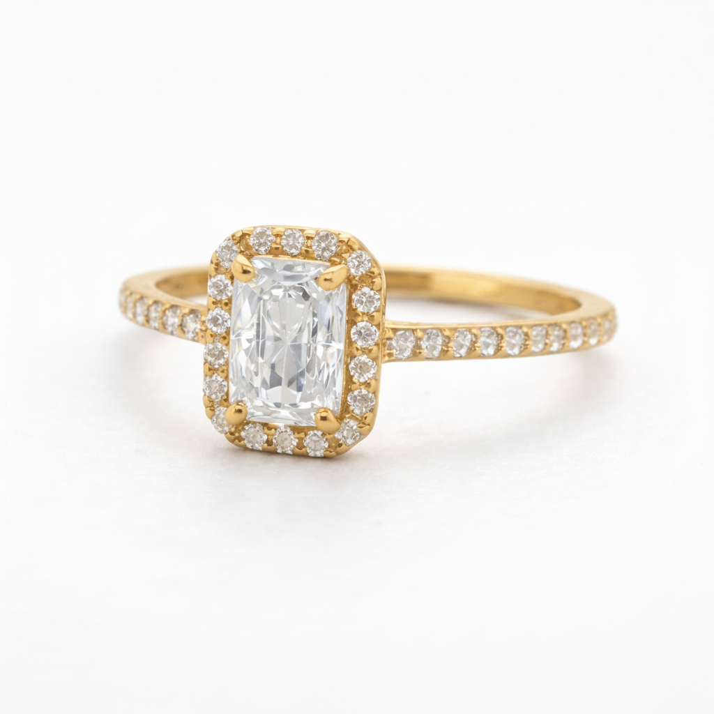 Ring 585 Gelbgold mit Zirkonia – Rechteckiger Stein mit Halo