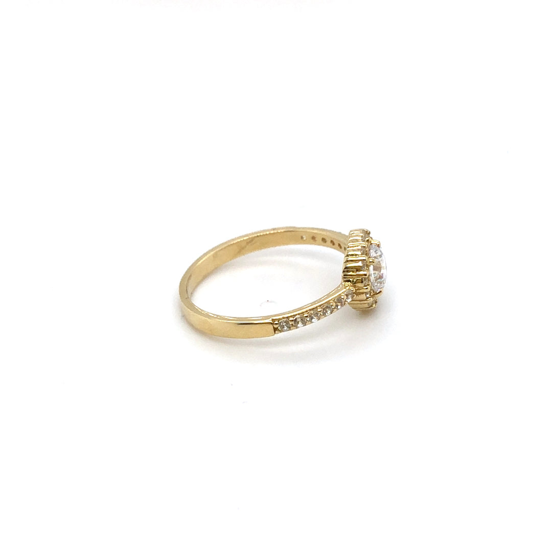 585/- Gold Ring