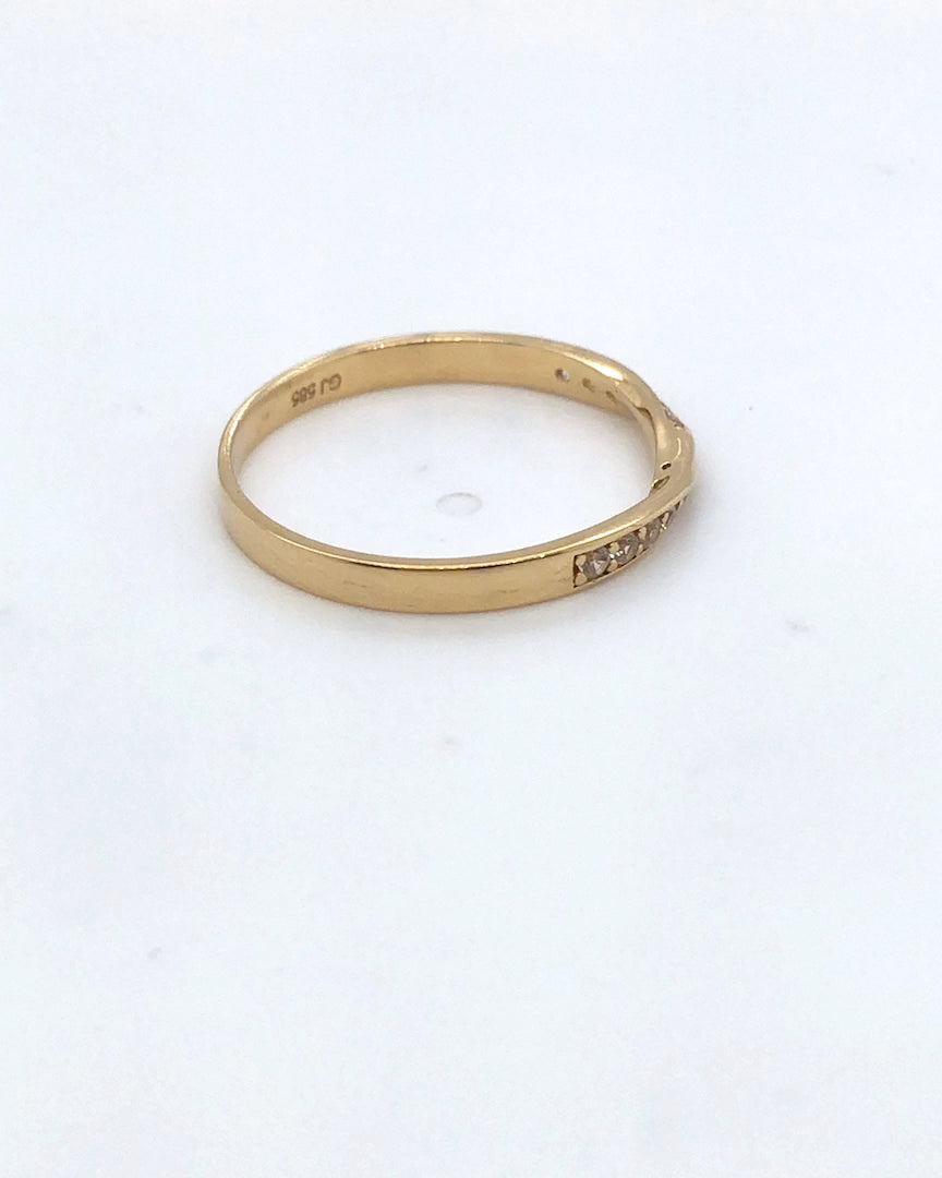 585/- Goldring