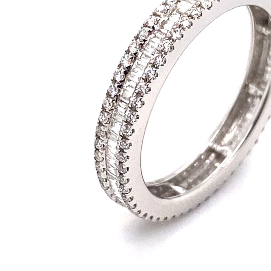 Ring 750/-Memoire Weißgold Diamanten