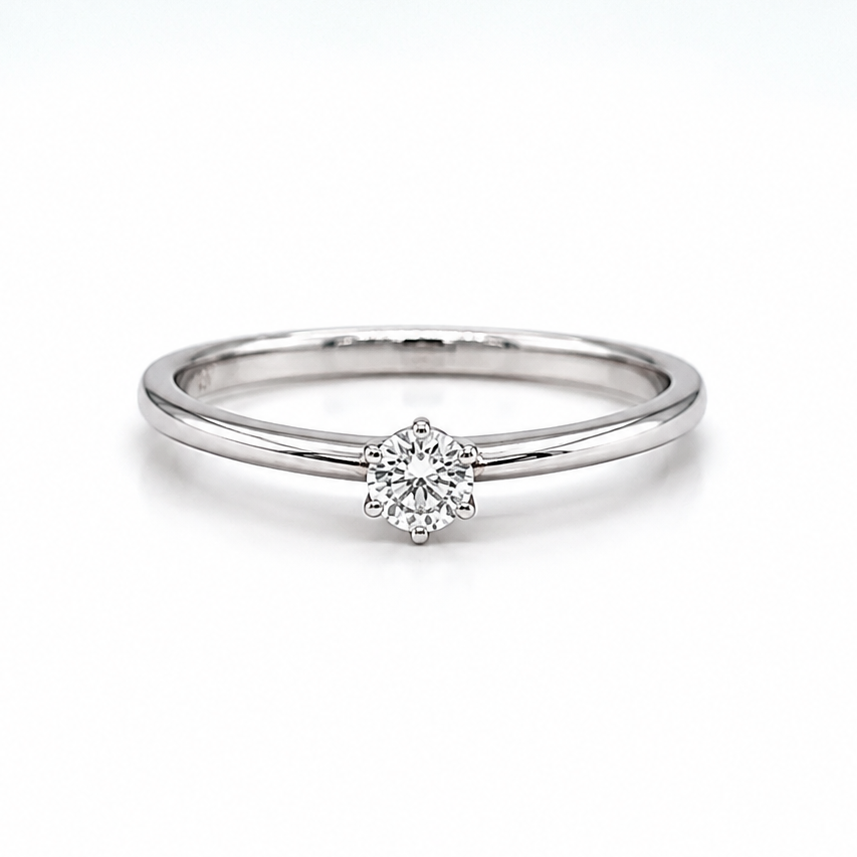 Solitärring 750 Weißgold mit Brillant – feiner Verlobungsring