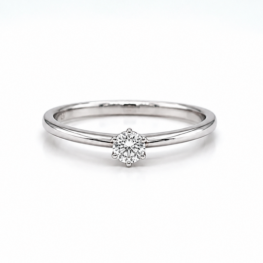 Solitärring 750 Weißgold mit Brillant – feiner Verlobungsring