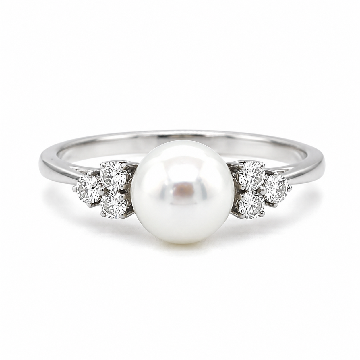Weißgoldring mit Süßwasser-Zuchtperle und Diamanten