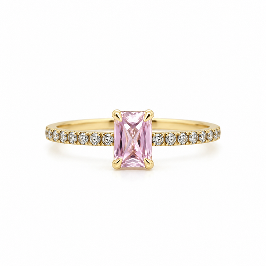 Rosenquarzring aus 585 Gelbgold mit Brillanten in Frontansicht