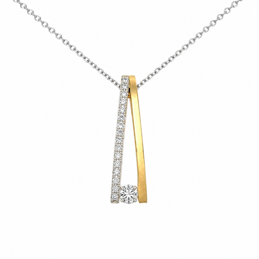 Kette aus 585 Weißgold mit mattiertem Gelbgold Brillantanhänger und 0,13 ct Brillanten