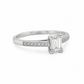 Weißgoldring mit Diamanten und seitlichem Brillantbesatz