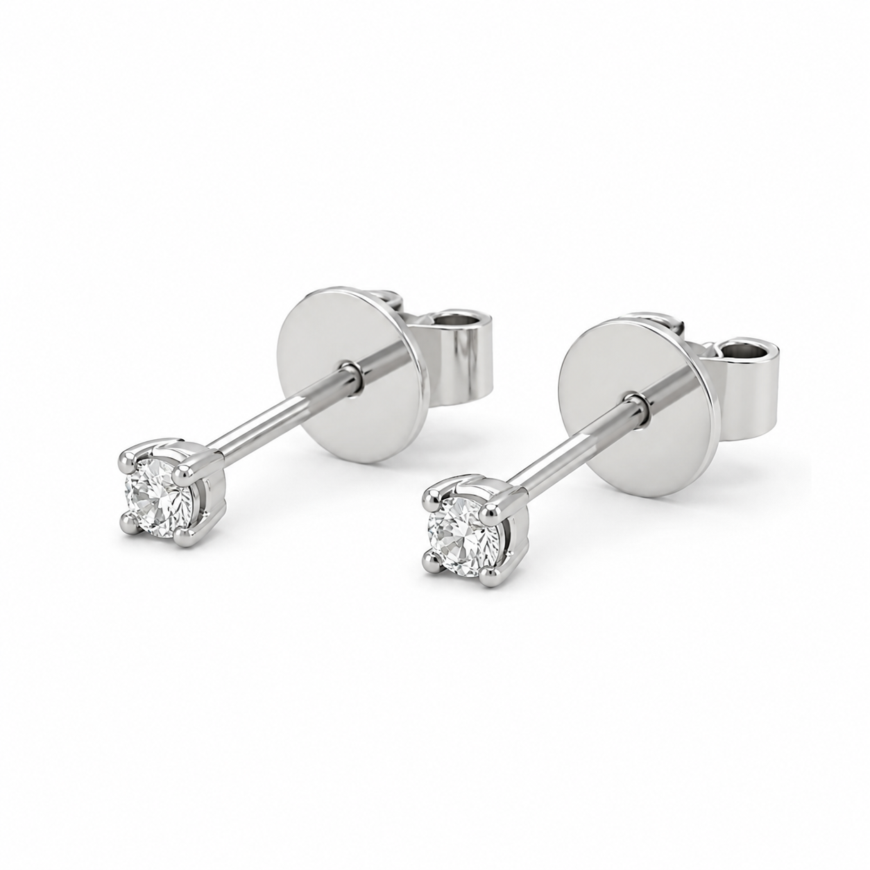 Klassische Solitär Ohrstecker mit Brillanten aus 585 Weißgold