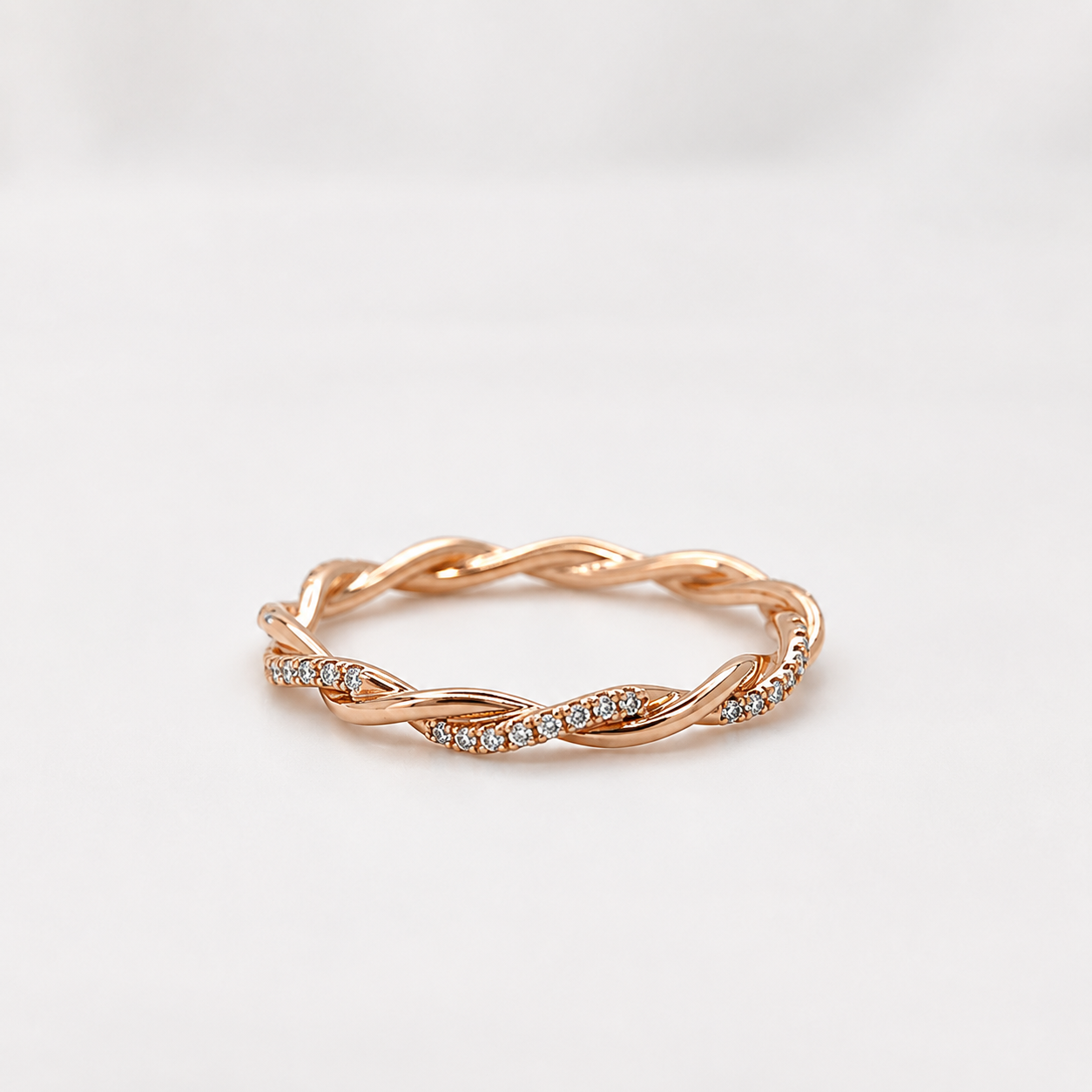585 Rotgold Brillantring 0,09 ct H/SI – Gedrehter Memoire Ring – Größe 53