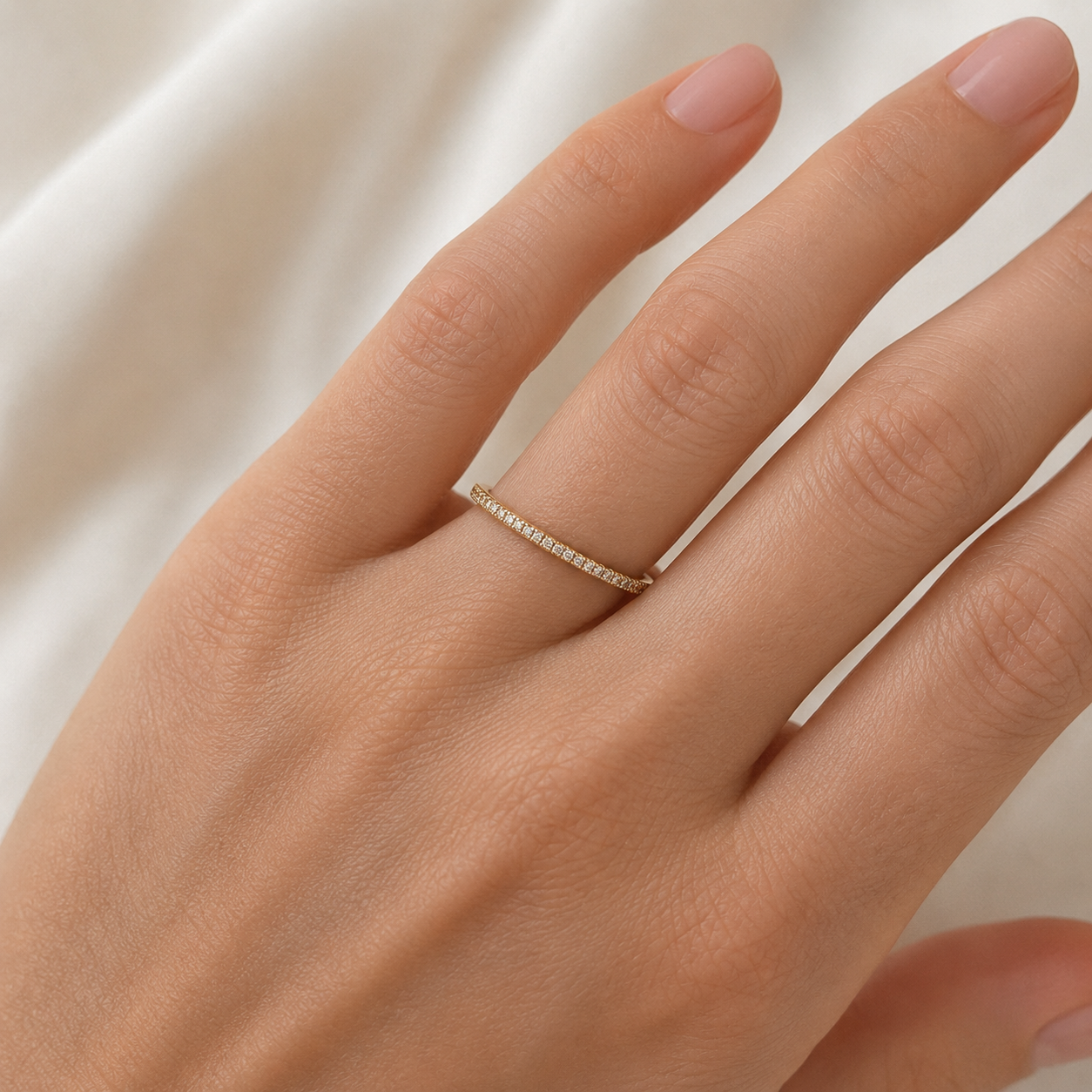 Filigraner Vorsteckring aus 585 Gelbgold mit 0,15 ct TW-SI Brillanten 