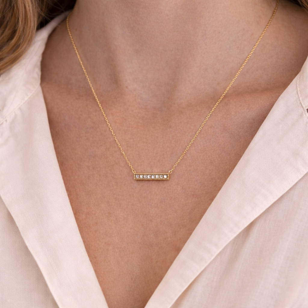 585 Gelbgold Kette mit Brillant-Bar 0,08 ct TW SI, getragen, 38 cm