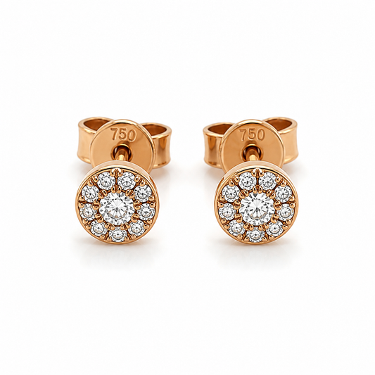 750 Rotgold Ohrstecker mit Brillanten – 0,12 ct TW/SI, getragen 