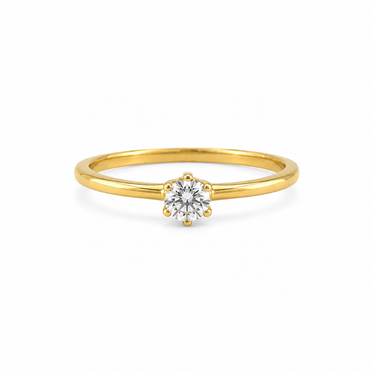 Zirkonia Ring aus 585 Gelbgold mit rundem Stein in Frontansicht
