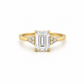 Emerald Cut Zirkonia Ring aus 585 Gelbgold in Frontansicht