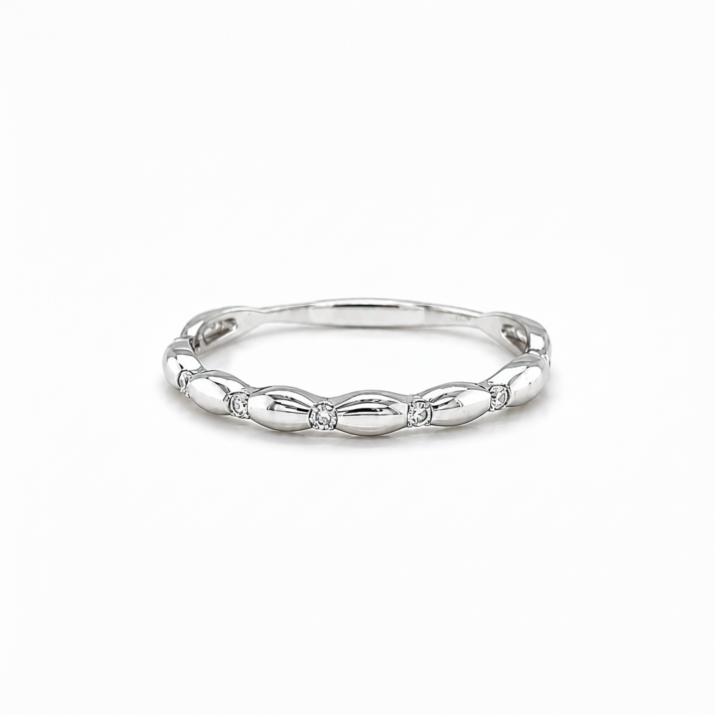 Brillantring 585 Weißgold mit 0,07 ct Brillanten W/SI – Größe 54
