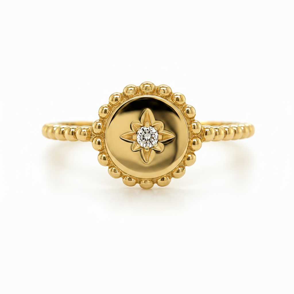 Zirkonia Ring aus 585 Gelbgold mit Stern-Motiv in Frontansicht
