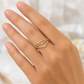Zirkonia Wishbone Ring aus 585 Gelbgold im modernen Chevron Design