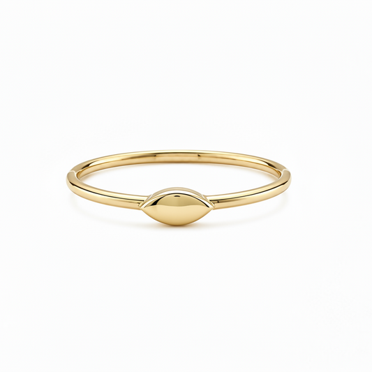 Filigraner Damenring aus 585 Gelbgold mit poliertem Navette-Plättchen