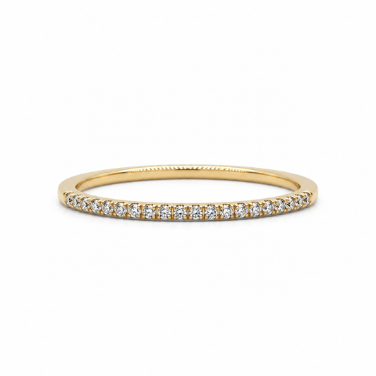 Schmaler Vorsteckring aus 585er Gelbgold mit fein gefassten Brillanten