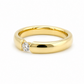 Eleganter Spannring Gold mit Brillant und polierter Ringschiene