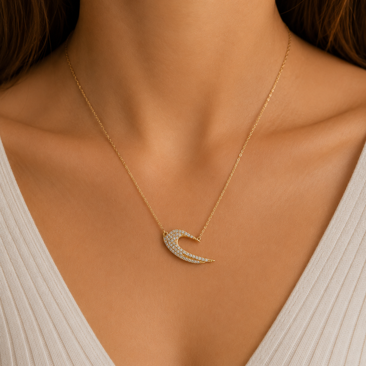 Gelbgold Kette mit Engelsflügel Anhänger und Zirkonia Besatz