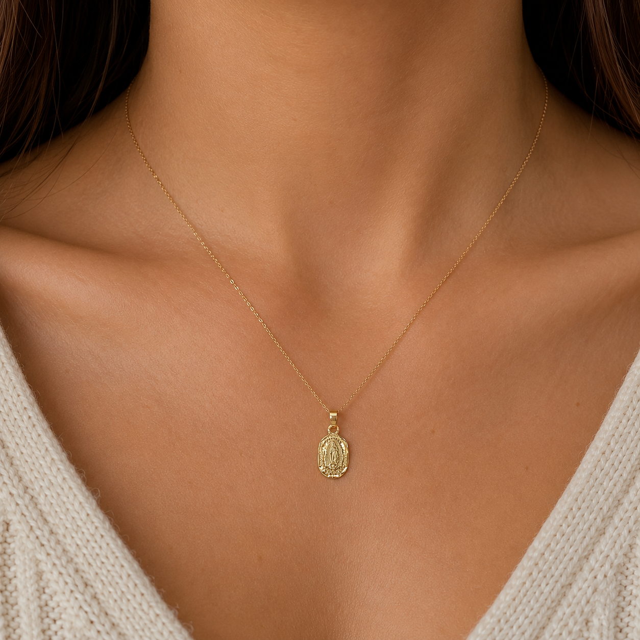 Goldanhänger mit Maria Motiv aus 585er Gelbgold