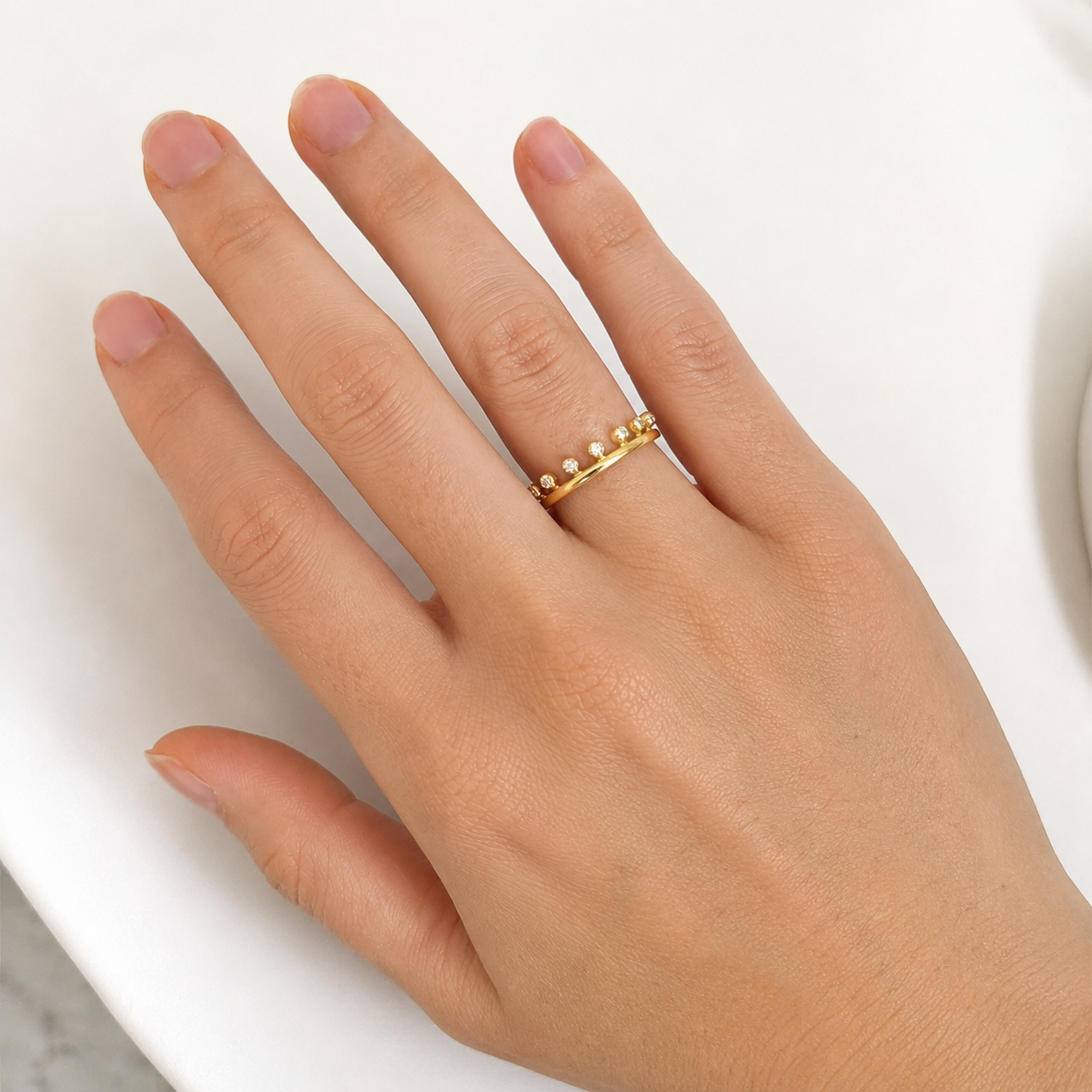 Brillantring aus 585 Gelbgold mit Kronenoptik und 0,30 ct Diamanten 