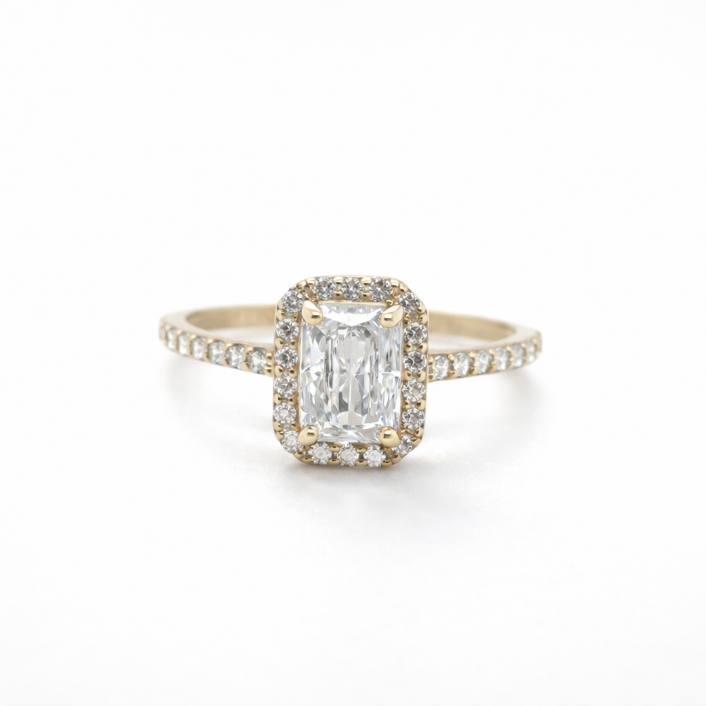 Ring 585 Gelbgold mit Zirkonia – Rechteckiger Stein mit Halo