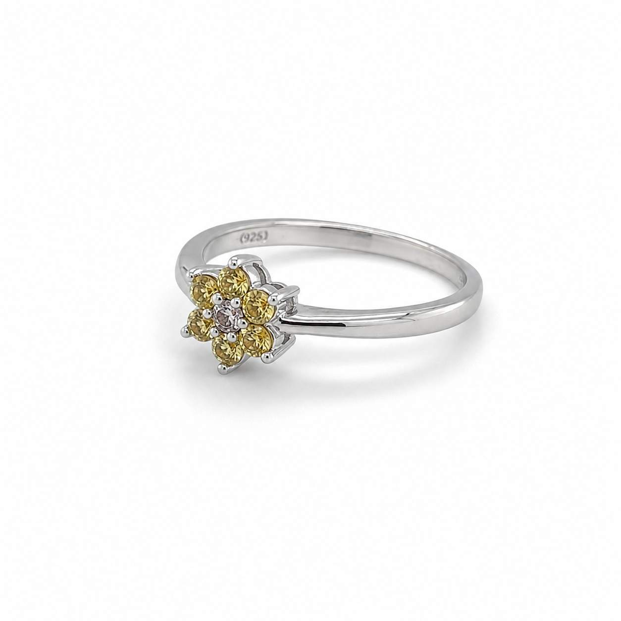 Zarter Ring aus 925er Silber mit Zirkonia in floraler Anordnung seitenansicht 