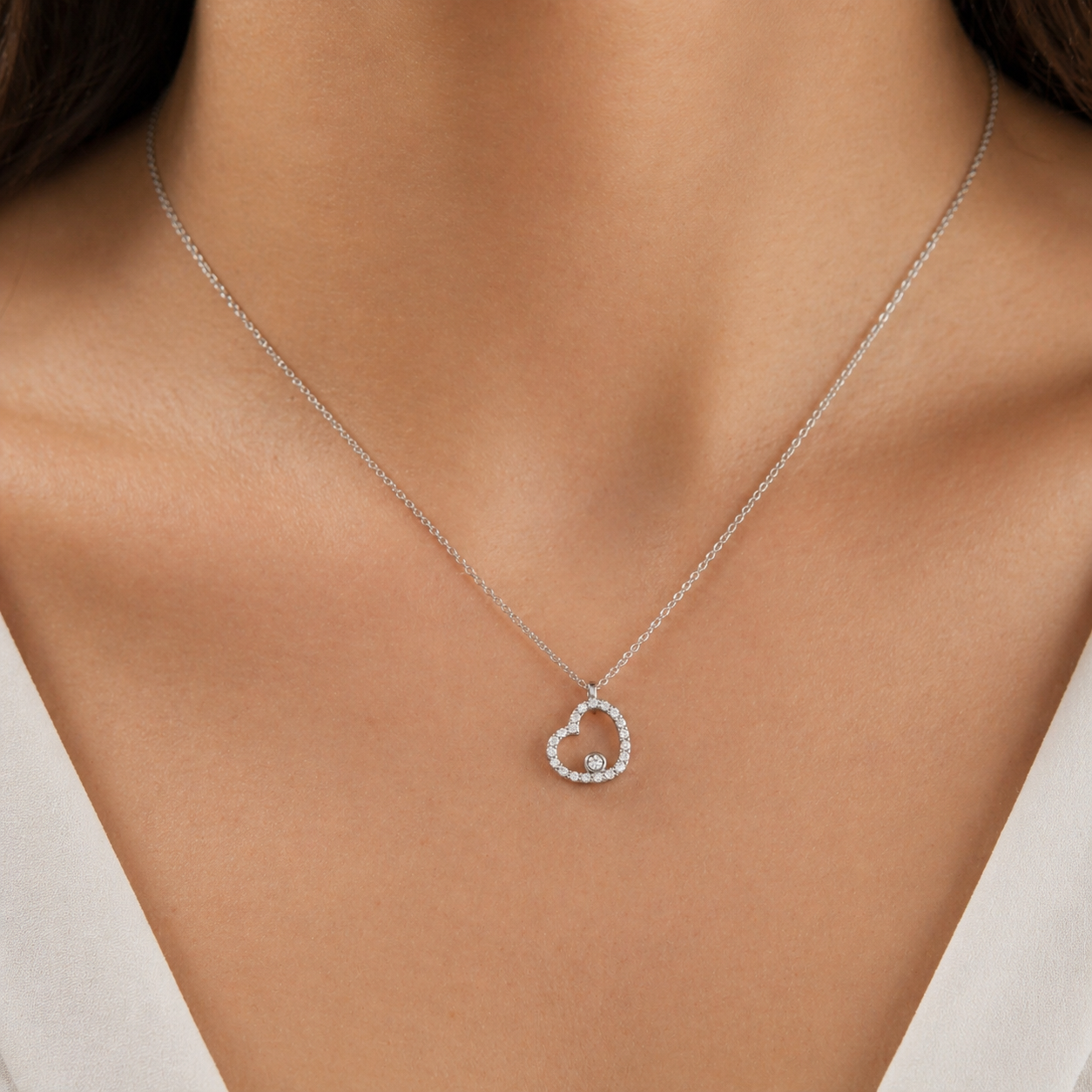 Weißgoldkette mit Herz-Anhänger & Brillanten – 585er Gold