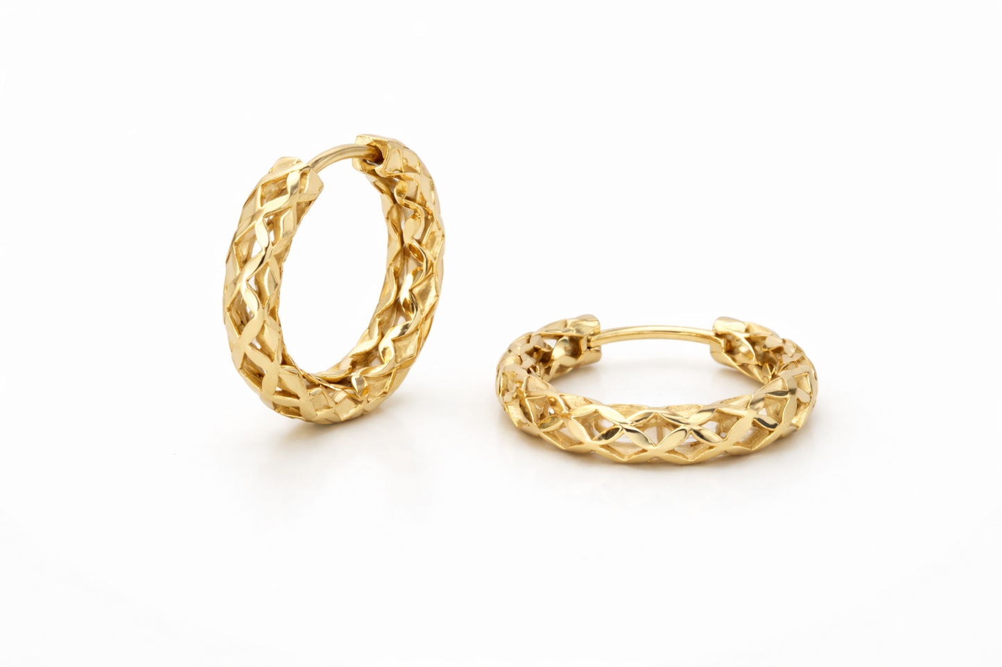 585 Gelbgold Creolen – Durchbrochenes Design (ca. 16 mm)