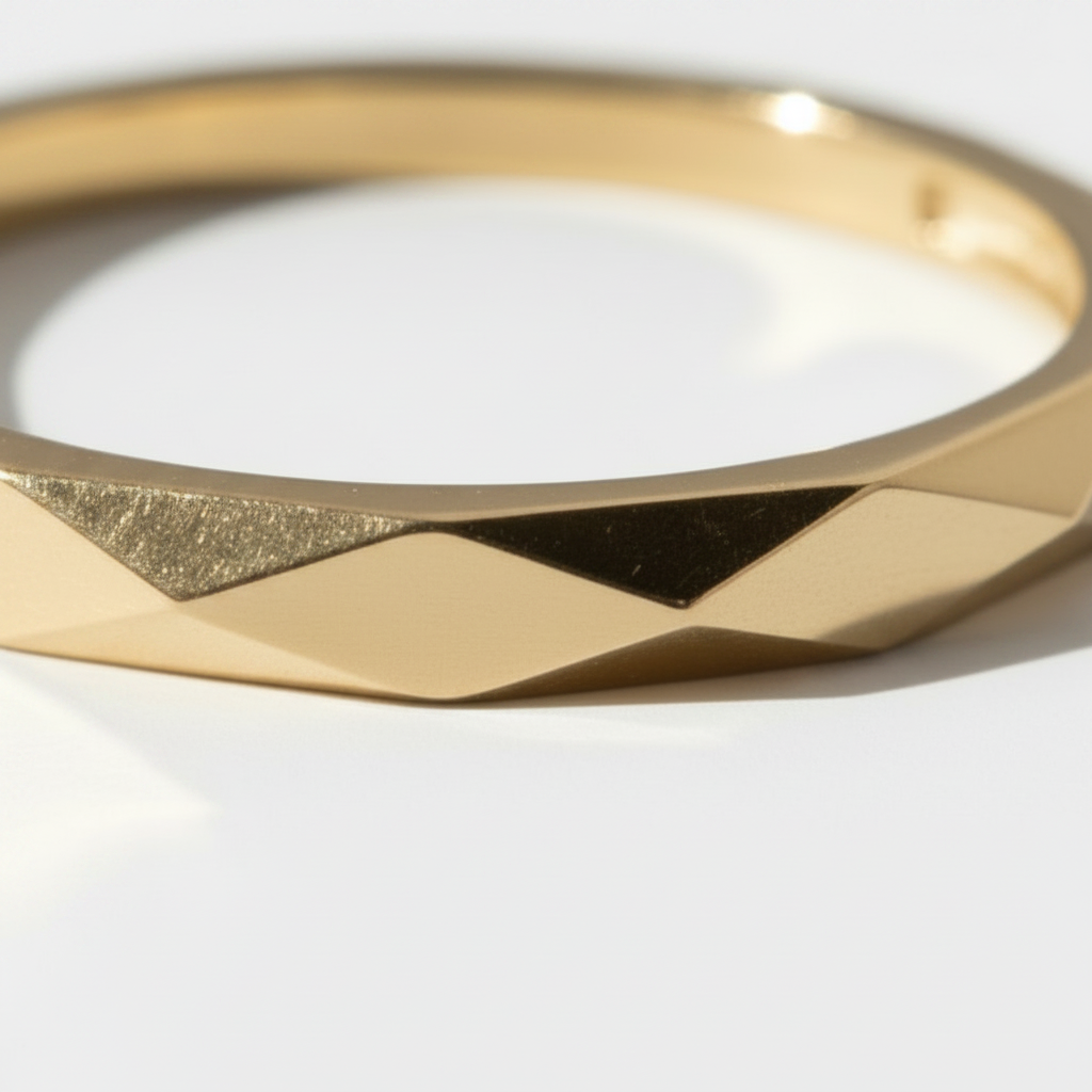 Ring 585 Gelbgold facettiert – Geometrischer Damenring