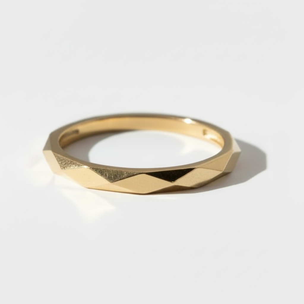 Ring 585 Gelbgold facettiert – Geometrischer Damenring
