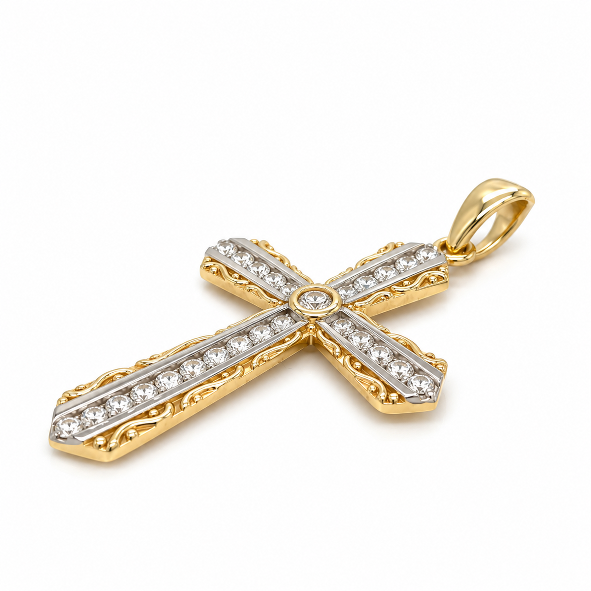 Bicolor Kreuz Anhänger aus 585 Gold mit weißen Zirkonia-Steinen in Schrägansicht