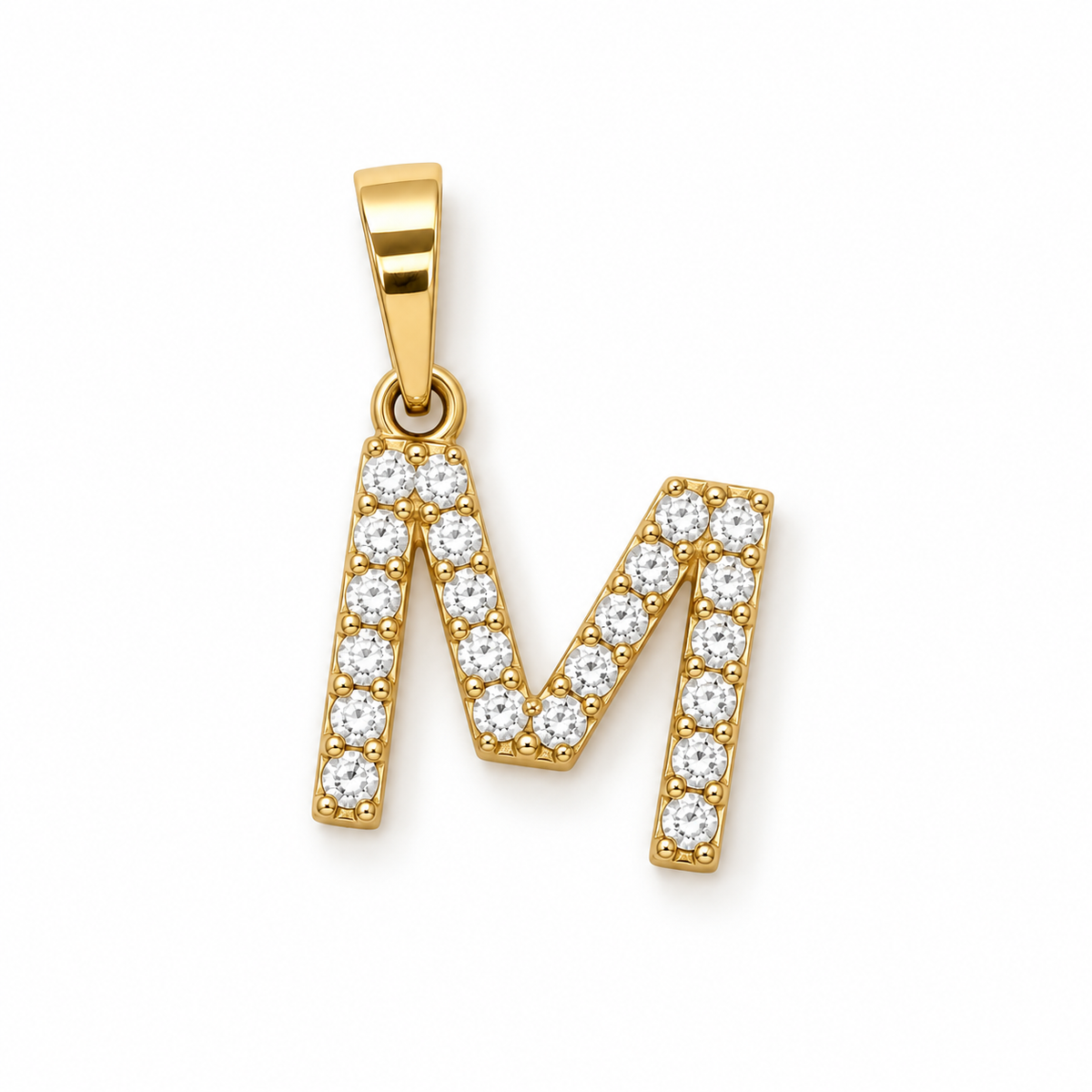 Buchstaben-Anhänger M aus 585 Gelbgold mit Zirkonia auf weißem Hintergrund.