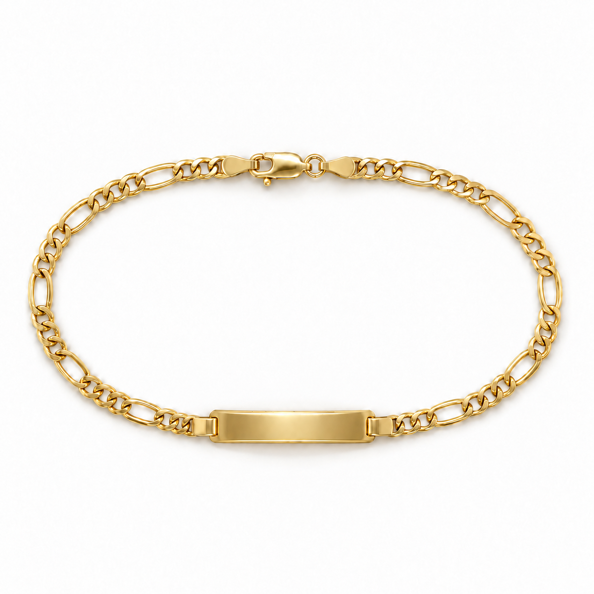 Figaro-Armband aus 585 Gelbgold mit länglicher, polierter Gravurplatte und Karabinerverschluss in Frontansicht.