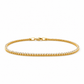 Feines Tennisarmband aus 585 Gelbgold mit rund gefassten Zirkonia in flacher Schrägansicht auf weißem Hintergrund.