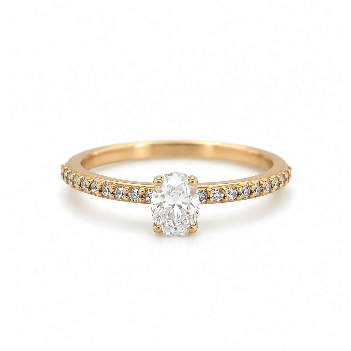Verlobungsring aus 750 Roségold mit ovalem Diamanten und 0,40 ct Diamantbesatz